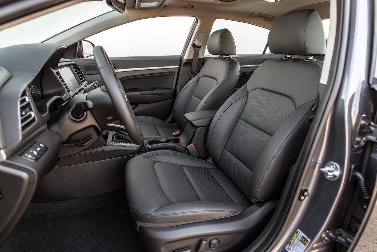 2019 Hyundai Elantra resim galerisi (10.09.2018)