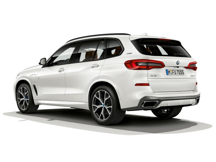 BMW X5 xDrive45e resim galerisi (10.09.2018)