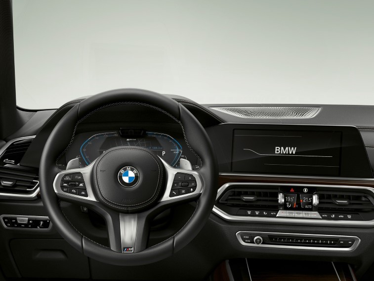 BMW X5 xDrive45e resim galerisi (10.09.2018)