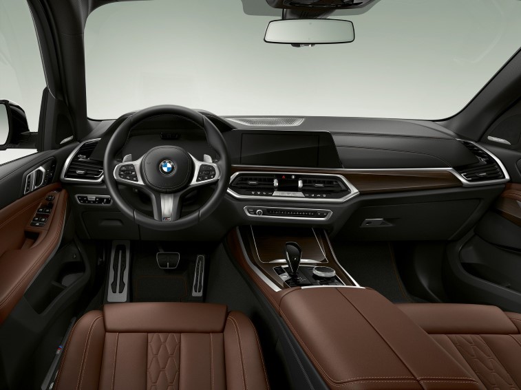 BMW X5 xDrive45e resim galerisi (10.09.2018)