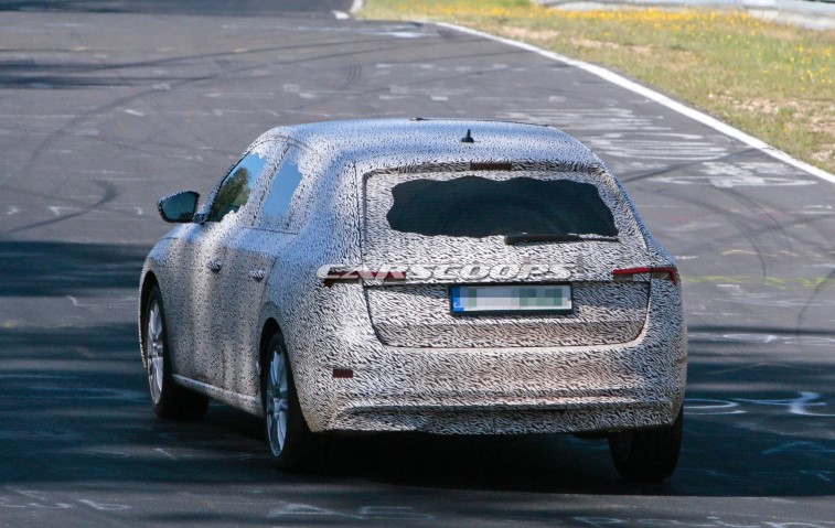 2019 Skoda Rapid Spaceback resim galerisi (11.09.2018)