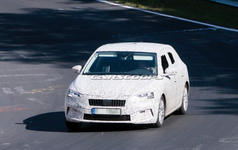 2019 Skoda Rapid Spaceback resim galerisi (11.09.2018)