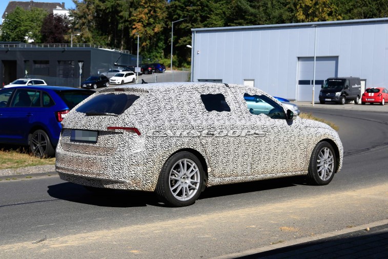 2019 Skoda Rapid Spaceback resim galerisi (11.09.2018)