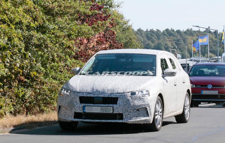 2019 Skoda Rapid Spaceback resim galerisi (11.09.2018)