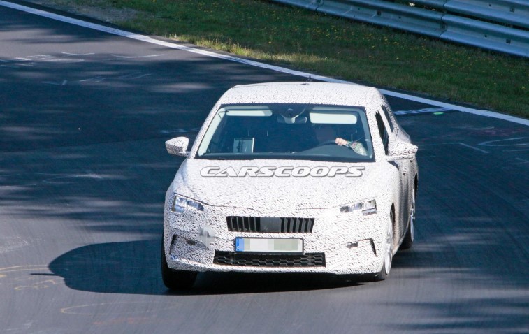 2019 Skoda Rapid Spaceback resim galerisi (11.09.2018)