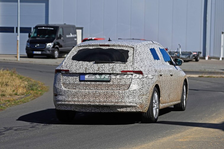 2019 Skoda Rapid Spaceback resim galerisi (11.09.2018)