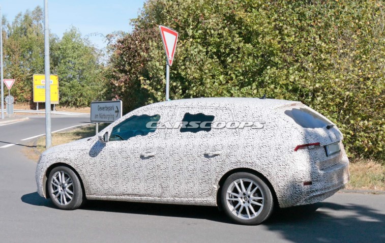 2019 Skoda Rapid Spaceback resim galerisi (11.09.2018)