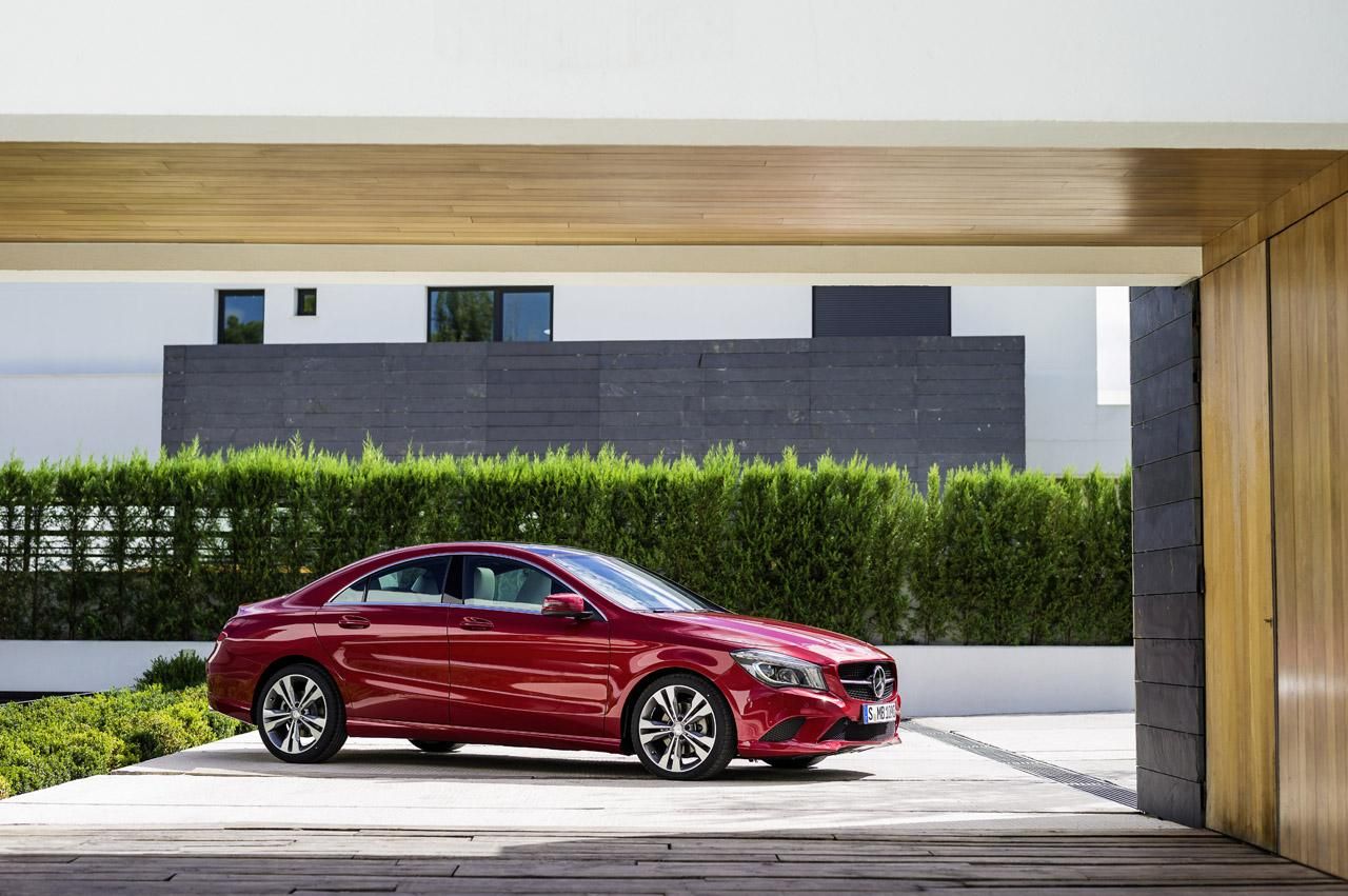 MERCEDES CLA GALER