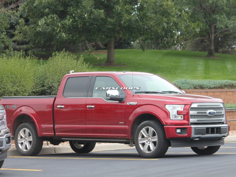 Ford test filosu (Explorer, Transit Connect, F-Serisi, Escape/Kuga) resim galerisi