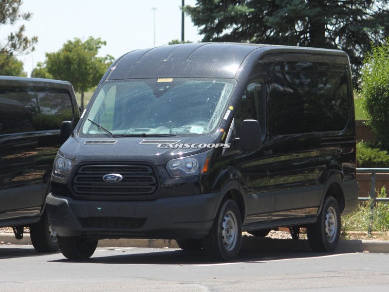 Ford test filosu (Explorer, Transit Connect, F-Serisi, Escape/Kuga) resim galerisi