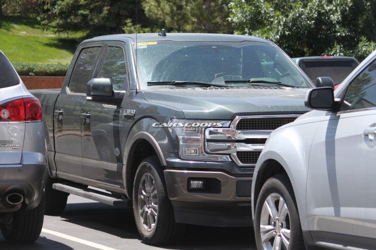 Ford test filosu (Explorer, Transit Connect, F-Serisi, Escape/Kuga) resim galerisi