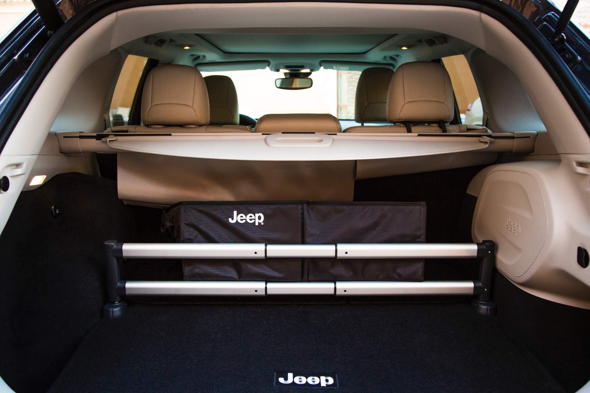 2019 Jeep Cherokee Mopar Aksesuarlar Resim Galerisi (23.09.2018)