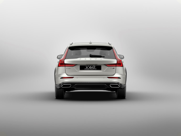 Volvo V60 Cross Country resim galerisi (25.09.2018)
