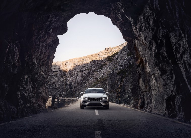 Volvo V60 Cross Country resim galerisi (25.09.2018)