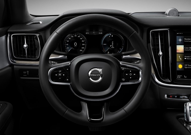 Volvo V60 Cross Country resim galerisi (25.09.2018)