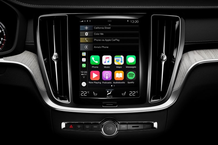 Volvo V60 Cross Country resim galerisi (25.09.2018)