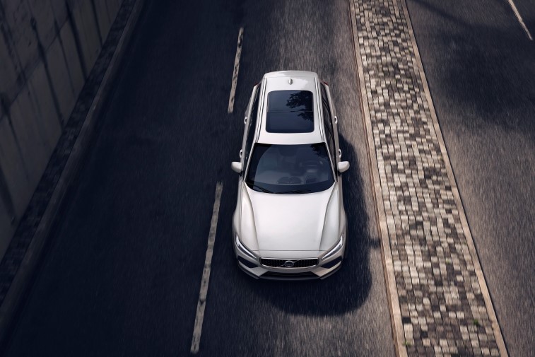 Volvo V60 Cross Country resim galerisi (25.09.2018)