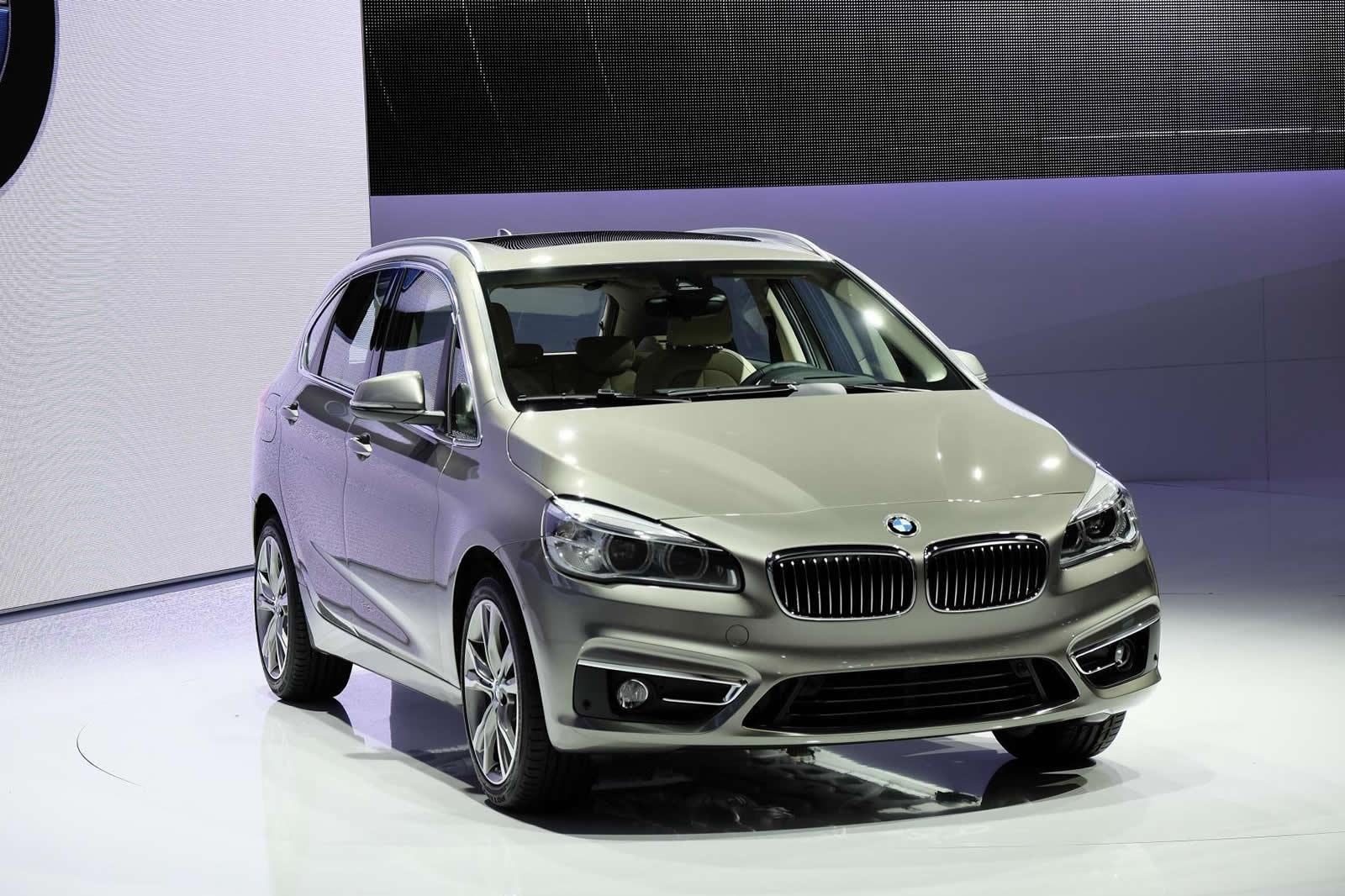 YEN BMW 2 SERS ACTVE TOURER CENEVRE RESM GALERS