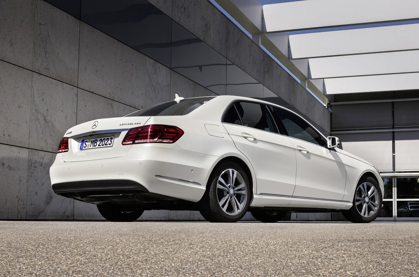 MERCEDES E200 NATURAL GAS VE E220 BLUETEC RESM GALERS