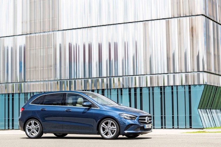 Yeni Mercedes B-Serisi resim galerisi