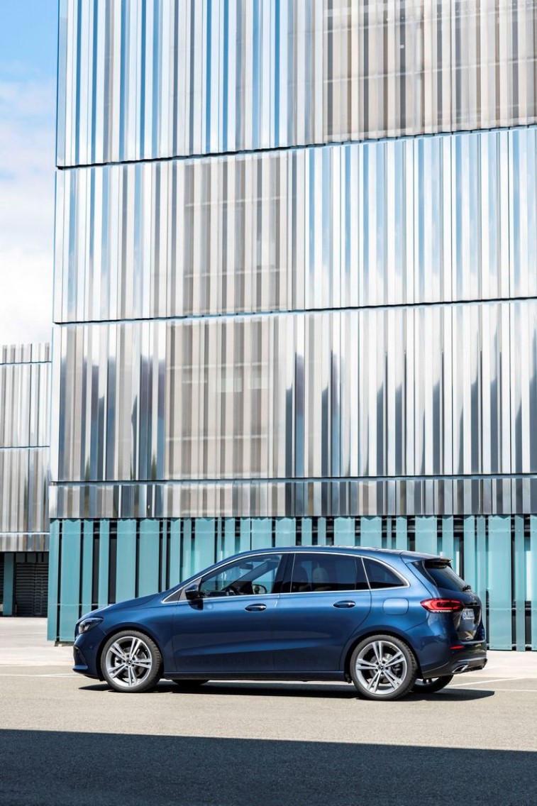 Yeni Mercedes B-Serisi resim galerisi