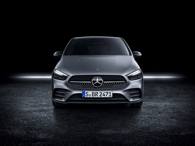 Yeni Mercedes B-Serisi resim galerisi