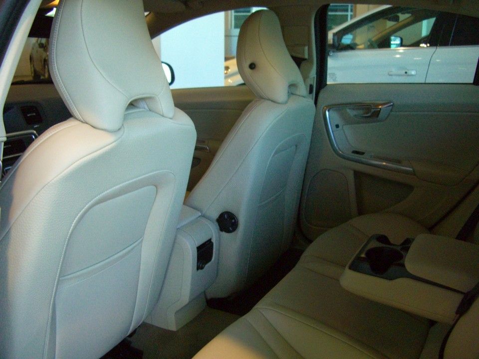YEN MAKYAJLI 2014 VOLVO S60 SATITA RESM GALERS