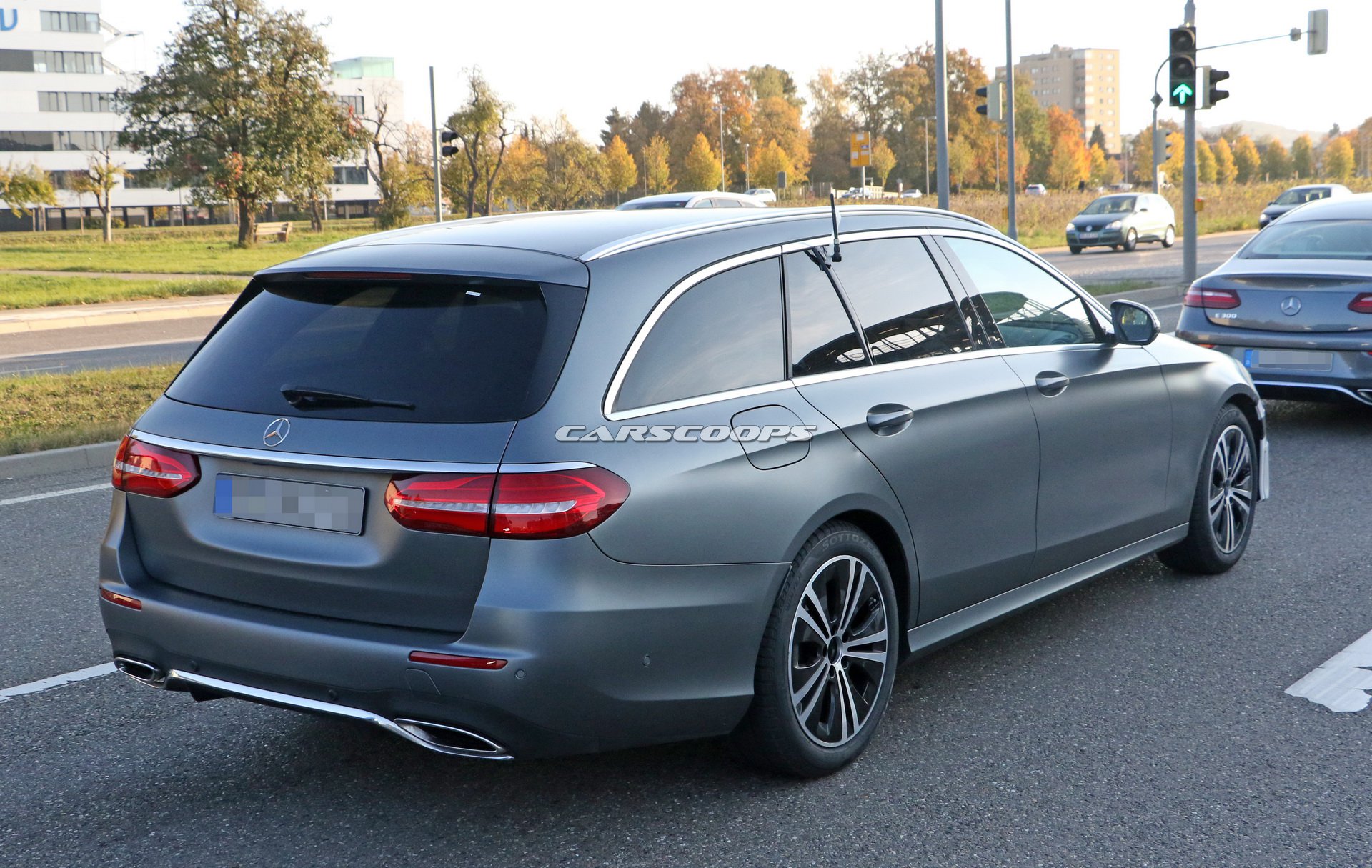 Gncellenen 2020 Mercedes E-Serisi resim galerisi (16.10.2018)