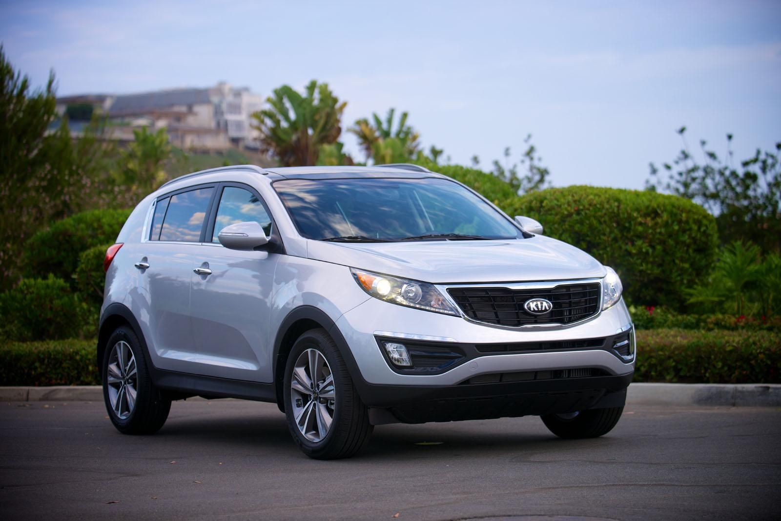 YEN 2014 MAKYAJLI KA SPORTAGE AMERKAN VERSYON RESM GALERS