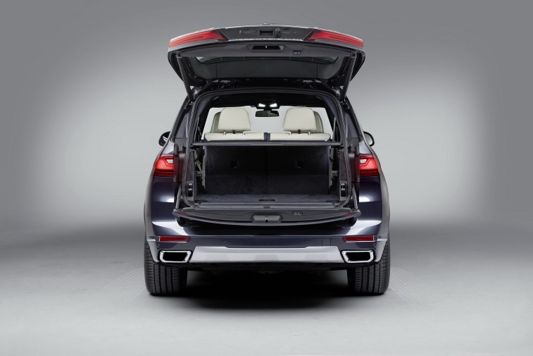 2019 BMW X7 resim galerisi (17.10.2018)