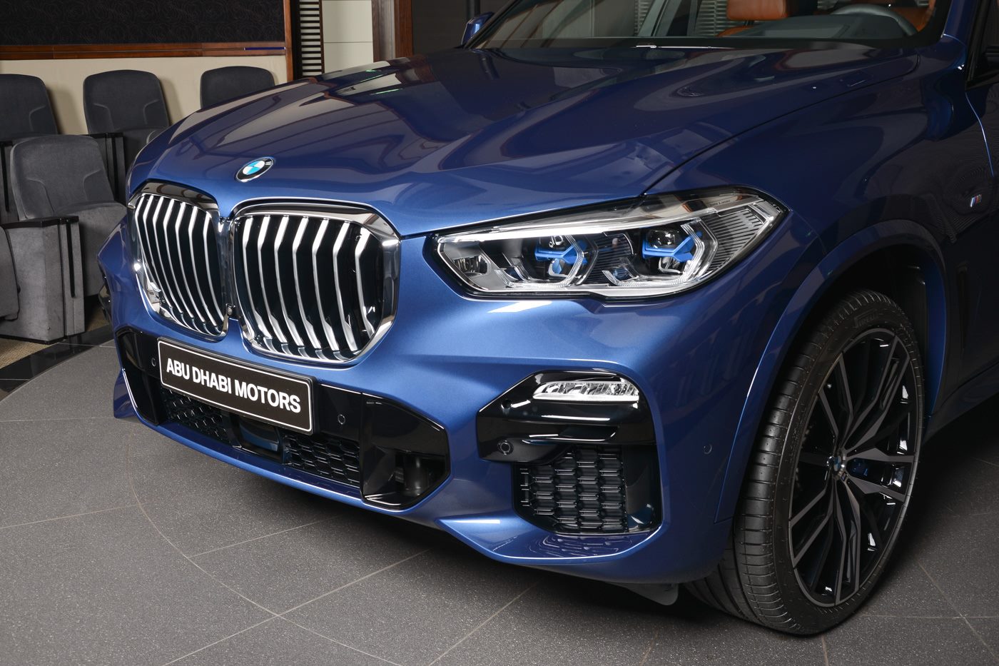 BMW X5 xDrive50i resim galerisi (18.10.2018)
