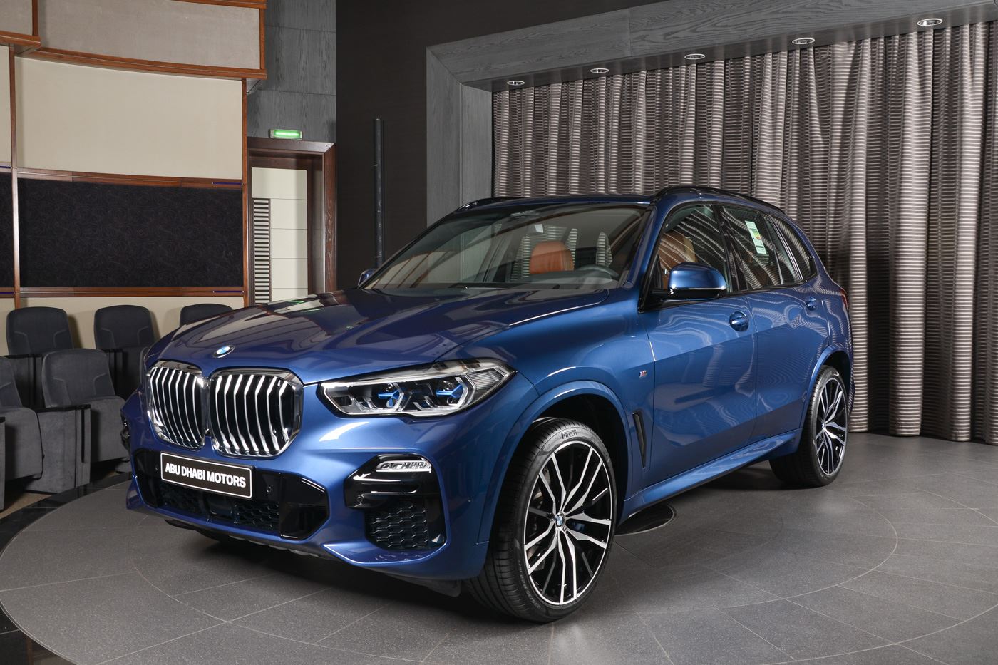 BMW X5 xDrive50i resim galerisi (18.10.2018)