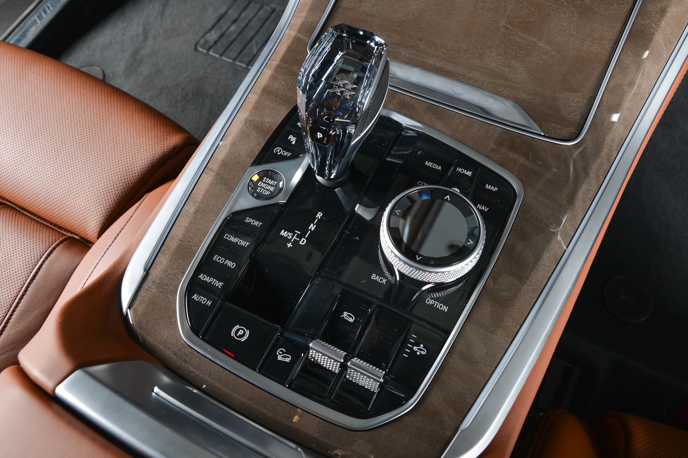 BMW X5 xDrive50i resim galerisi (18.10.2018)