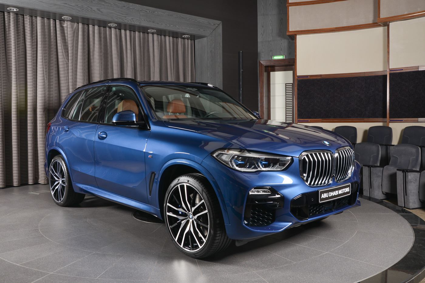 BMW X5 xDrive50i resim galerisi (18.10.2018)