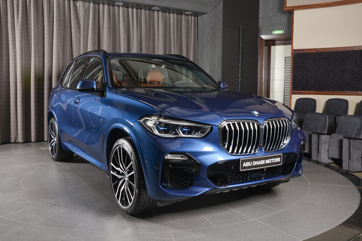 BMW X5 xDrive50i resim galerisi (18.10.2018)
