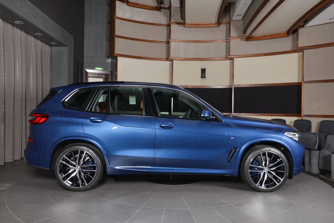 BMW X5 xDrive50i resim galerisi (18.10.2018)