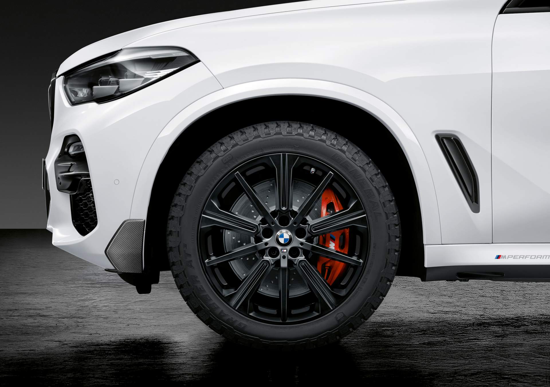 BMW X5 M Performance resim galerisi (25.10.2018)
