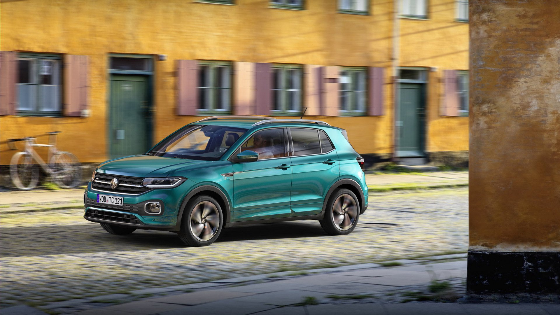 2019 VW T-Cross resim galerisi (26.10.2018)