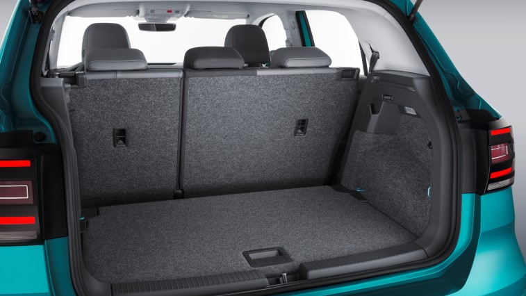 2019 VW T-Cross resim galerisi (26.10.2018)