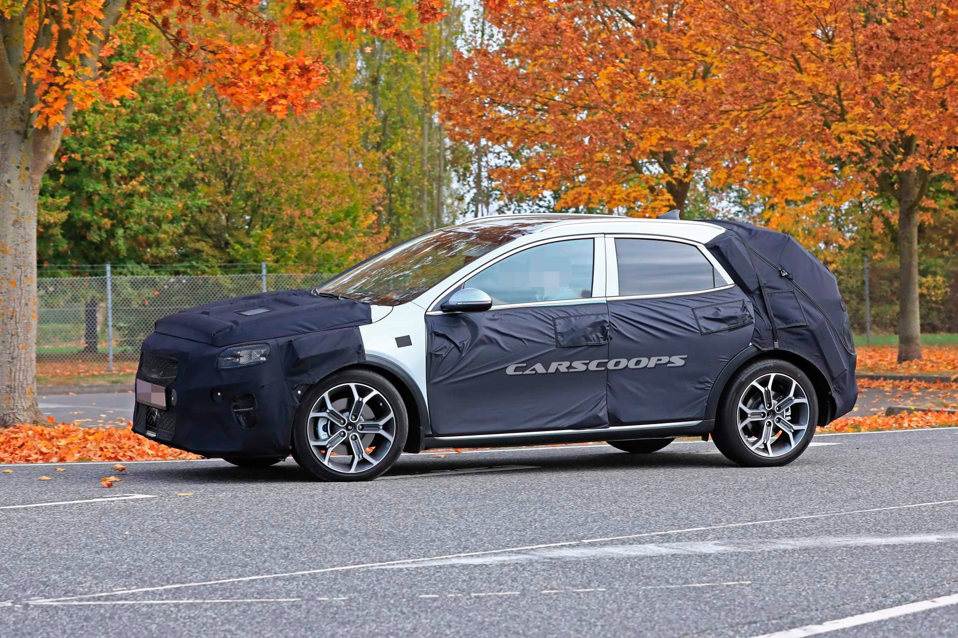 2020 Kia Ceed Crossover resim galerisi (30.10.2018)