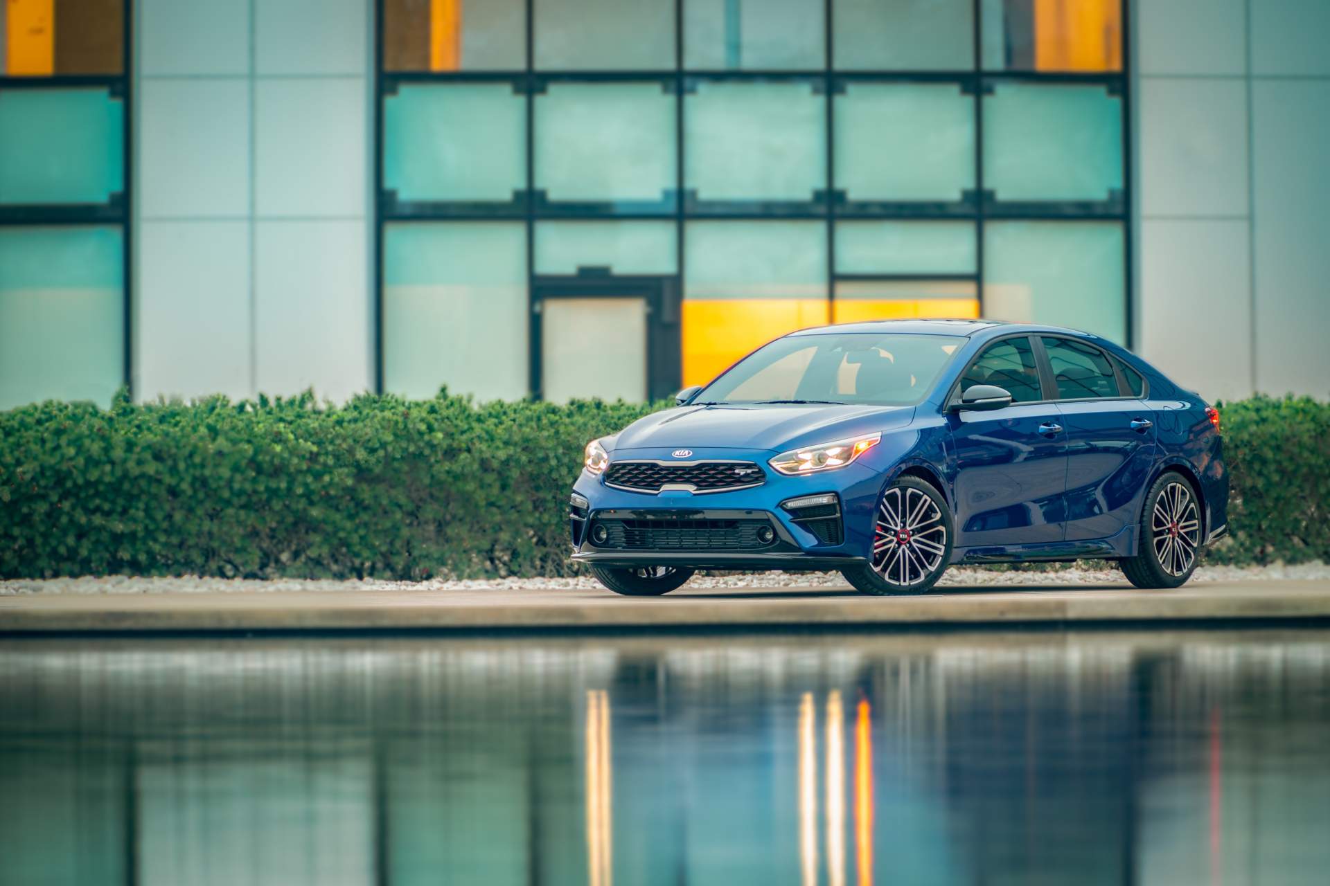 2020 Kia Forte GT ve GT Line resim galerisi (31.10.2018)