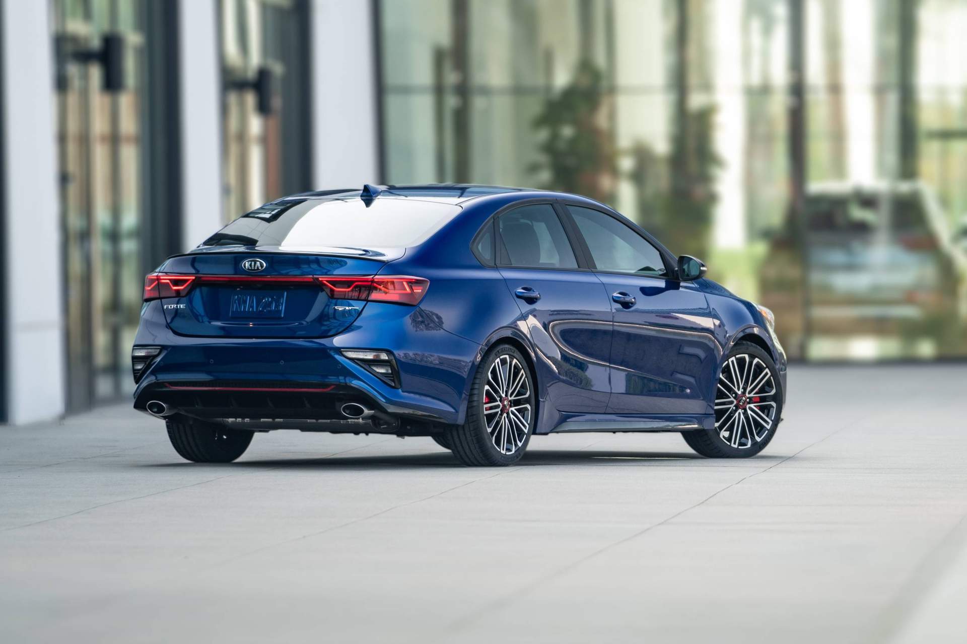 2020 Kia Forte GT ve GT Line resim galerisi (31.10.2018)