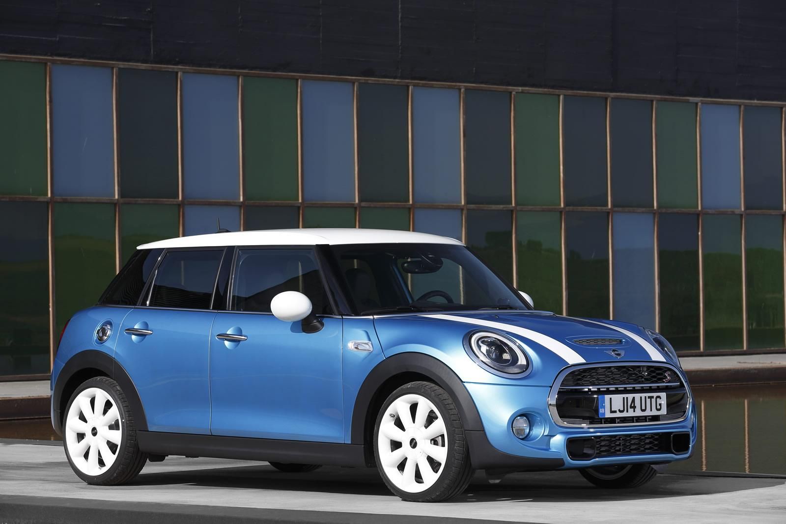 YEN BE KAPILI MN COOPER S DETAYLI RESM GALERS
