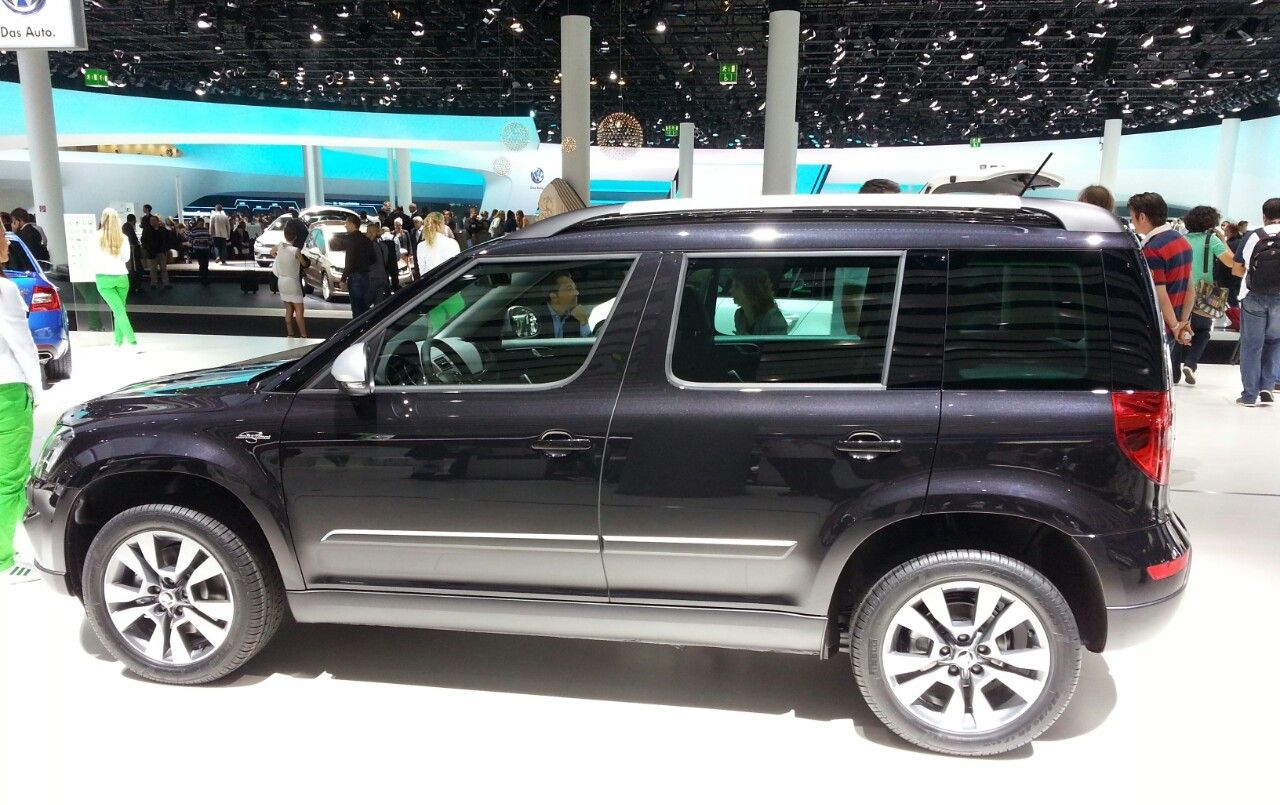 YEN� SKODA YET� FRANKFURT LANSMAN RES�M GALER�S�