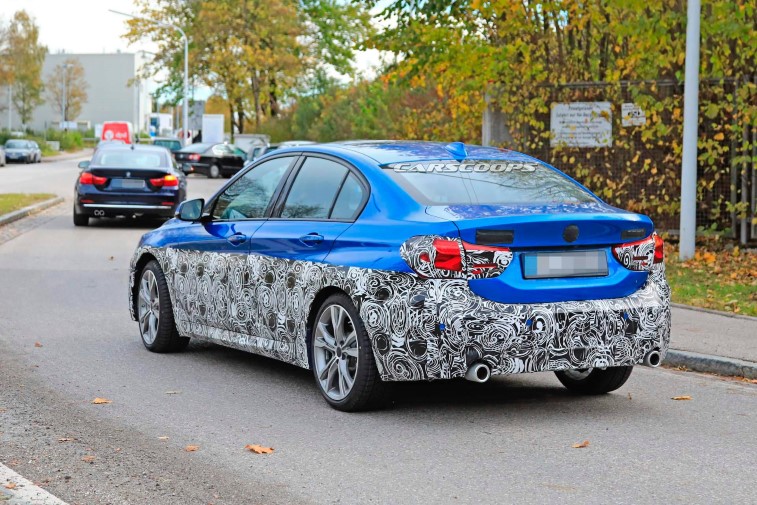 Gncellenen 2020 BMW 1 Serisi Sedan resim galerisi