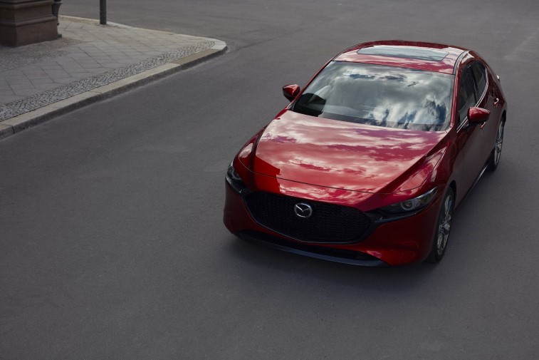 Yeni 2019 Mazda3 resim galerisi (28.11.2018)