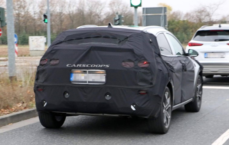 2020 Kia Ceed Crossover resim galerisi (03.12.2018)