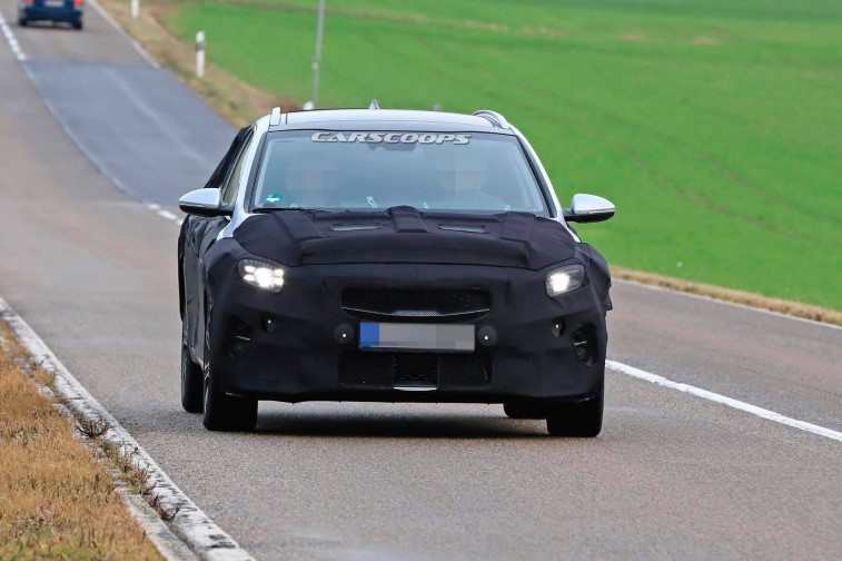 2020 Kia Ceed Crossover resim galerisi (03.12.2018)
