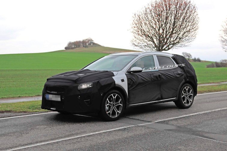 2020 Kia Ceed Crossover resim galerisi (03.12.2018)