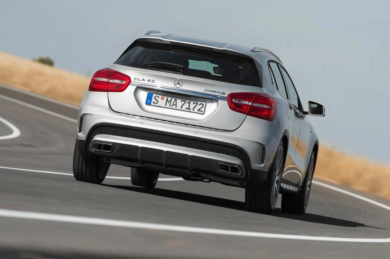 YEN MERCEDES GLA 45 AMG RESM FOTORAF GALERS